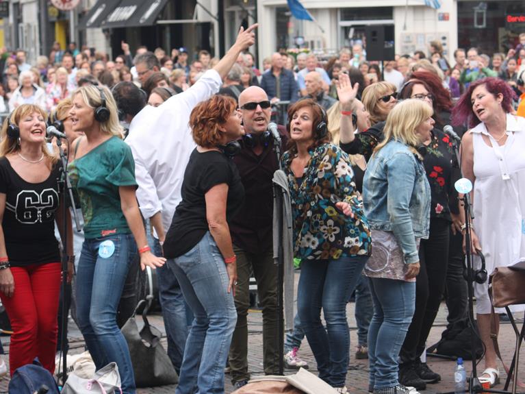 IJsbaan Haarlem podium voor Grootste Band van Nederland