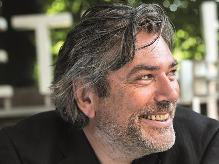 Hans Looijen: HRLM84 Het kunstwerk tussen je oren